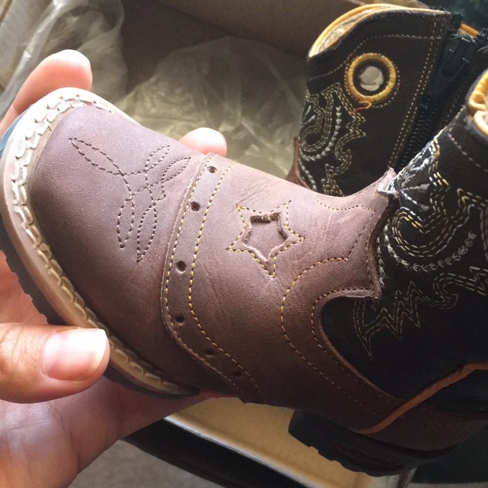 Kids boots from Mexico!